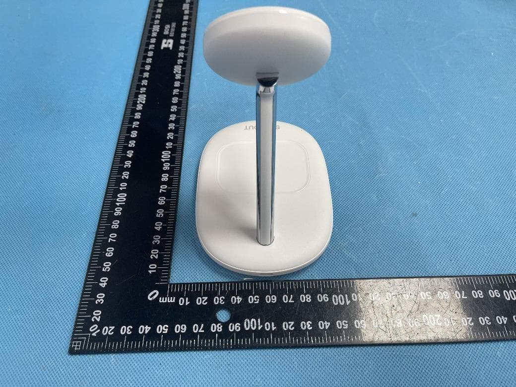 QI2 2-IN-1 WIRELESS CHARGER - FCC ID A4X-SQ2WLCH210WE - CE LINK LIMITED (2)