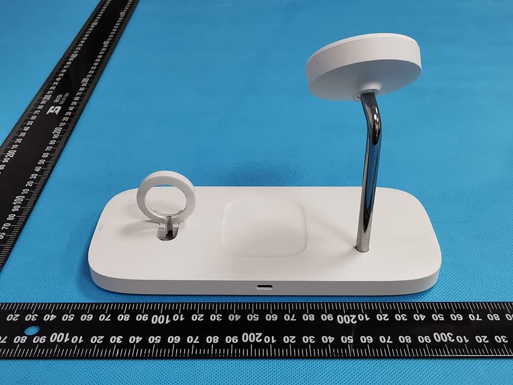 3-in-1 Wireless Charger - FCC ID A4X-WPC25-3TCNB - CE LINK LIMITED (3)
