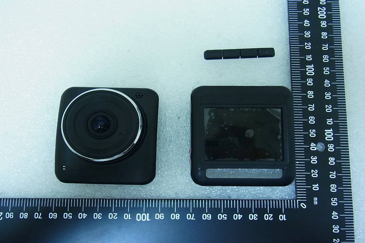 Car Video Recorder - FCC ID A4Z-DP200 - Transcend Information Inc. (3)