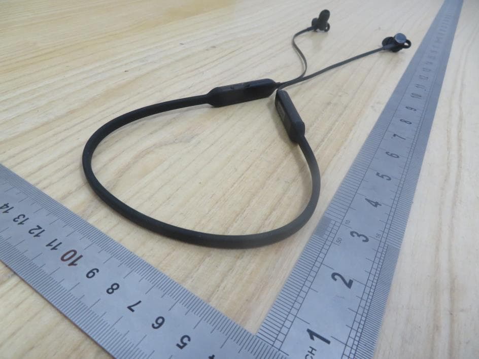 Lenovo Bluetooth In-ear Headphones - FCC ID A5MBT500A - Lenovo (Beijing) Limited (2)