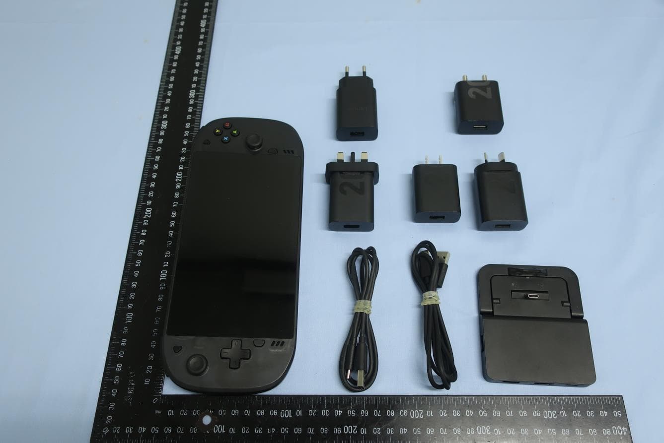 Gaming tablet computer - FCC ID A5MLP21B21 - Lenovo (Beijing) Limited (5)