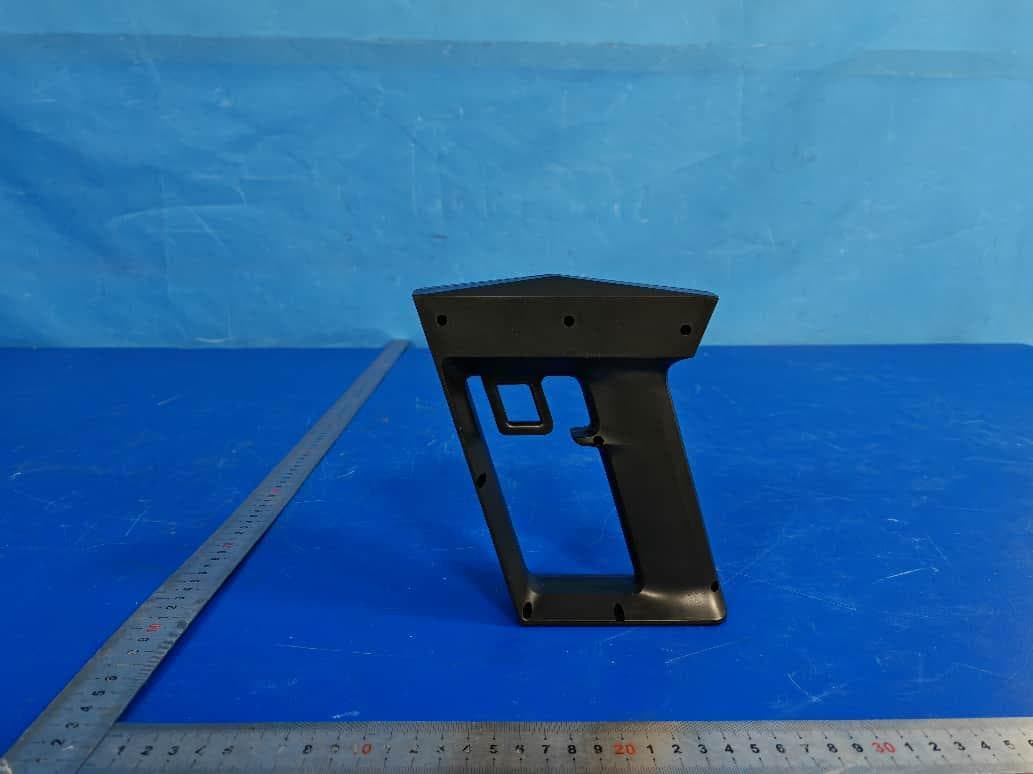 2CH 2.4GHz transmitter - FCC ID A6E-FSH9223 - Zhejiang Feishen Vehicle Co., LTD. (3)