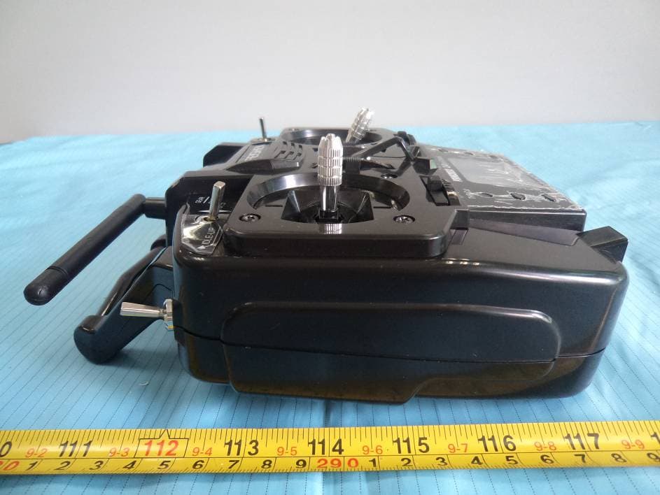 2.4 GHz Digital Proportional R/C System - FCC ID A6EZJFSH62832 - Zhejiang Feishen Vehicle Co., LTD. (2)