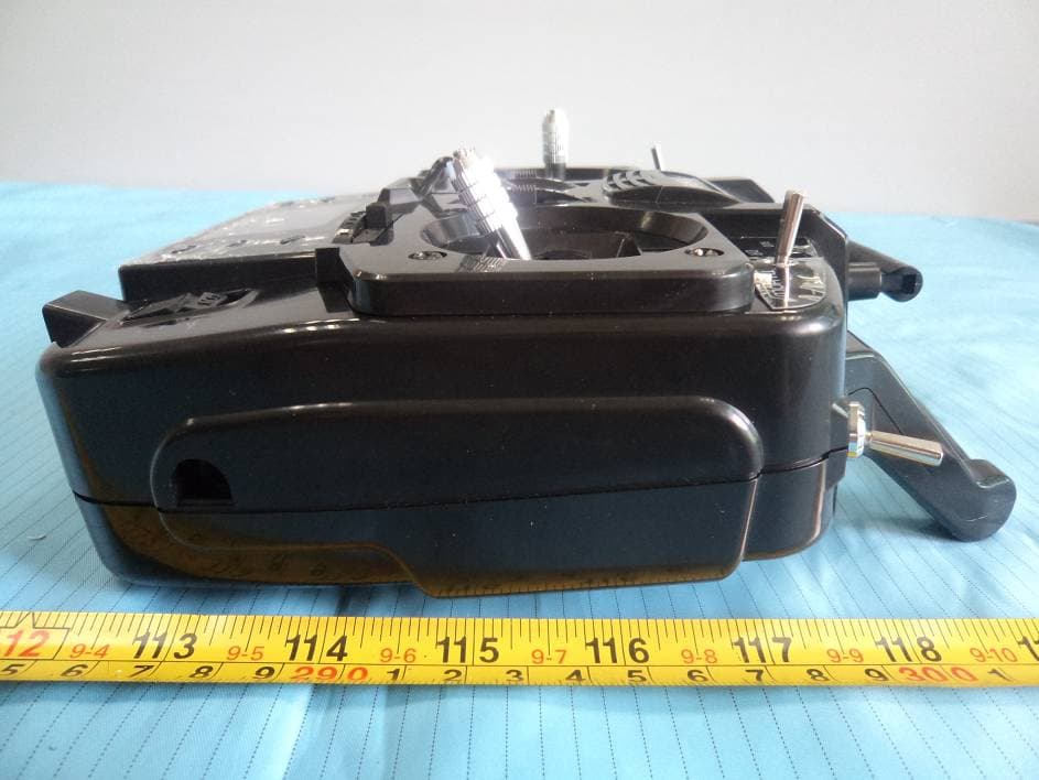 2.4 GHz Digital Proportional R/C System - FCC ID A6EZJFSH62832 - Zhejiang Feishen Vehicle Co., LTD. (3)