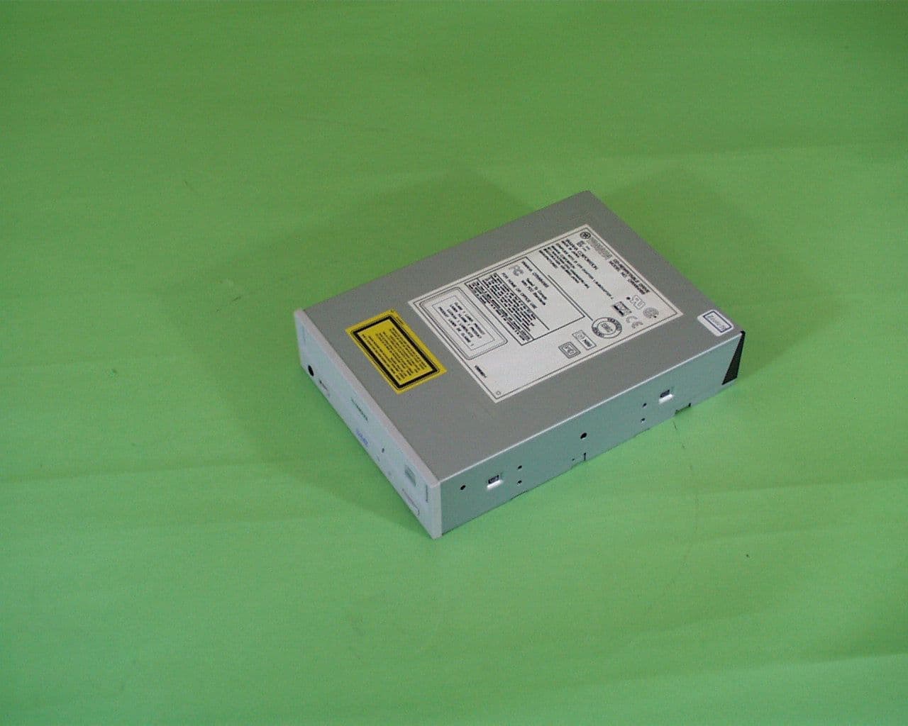 JBP - Part 15 Class B Computing Device Peripheral - FCC ID A6R11F59 - Yamaha Corporation