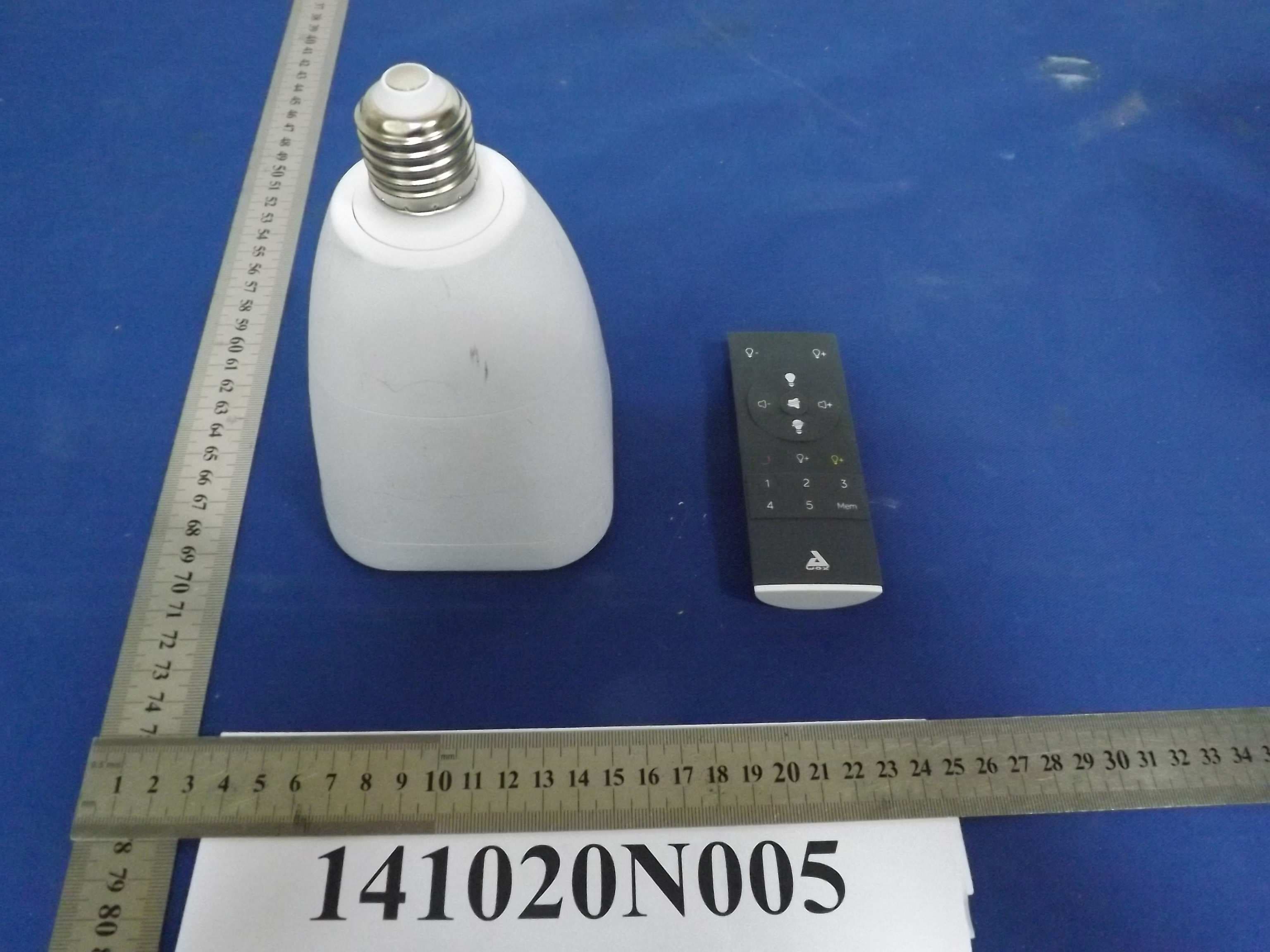 AwoX StriimLIGHTTM Wi-Fi Color - FCC ID A7K-SLCW13 - AWOX (5)
