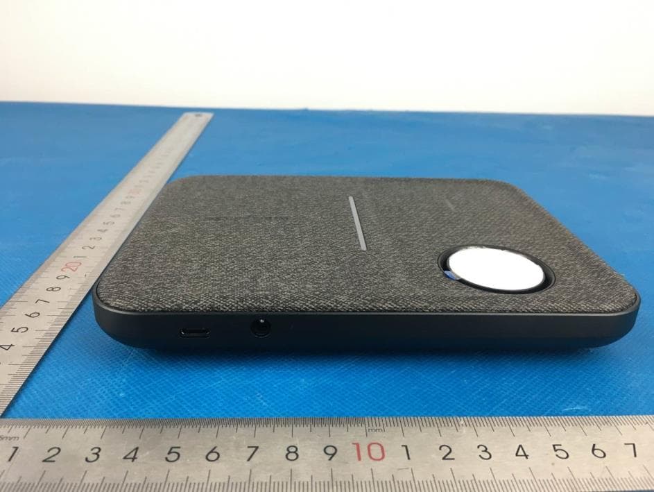 Wireless Charging Stand - FCC ID A7M-RWC37 - Shenzhen Reflying Electronic Co., Ltd. (5)