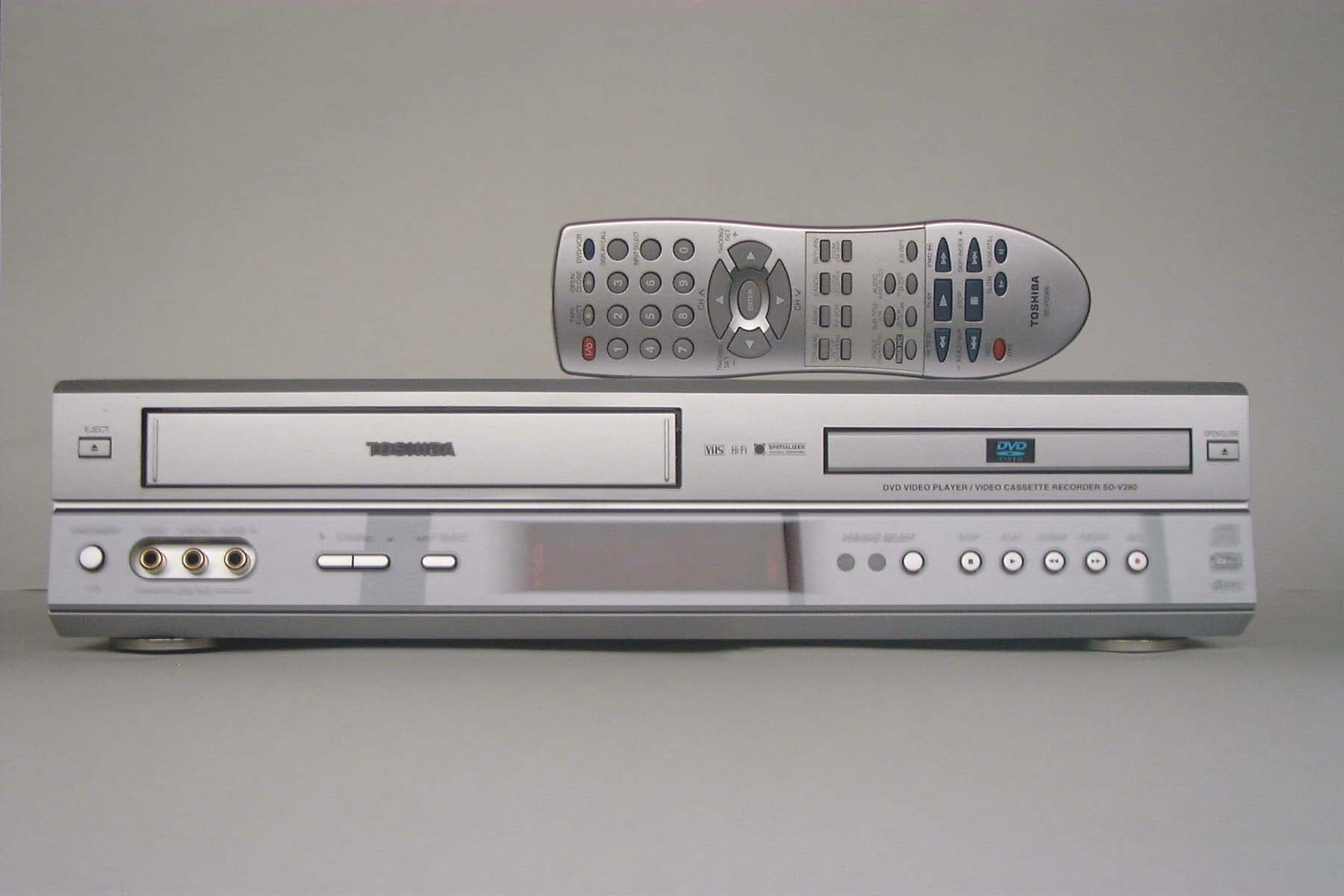 DVD/Video Cassette Recorder - FCC ID A7RM2B0B - ORION ELECTRIC CO., LTD. (3)