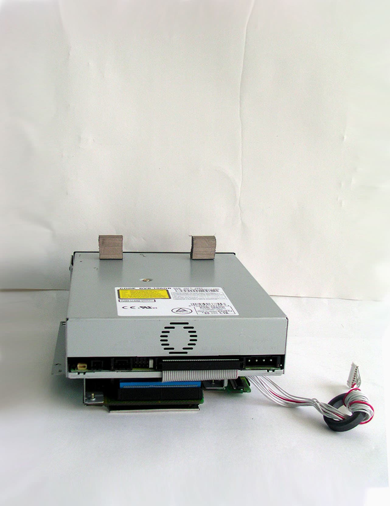 DVD-RW/VCR TV Interface Device - FCC ID A7RM2D3A - ORION ELECTRIC CO., LTD. (3)