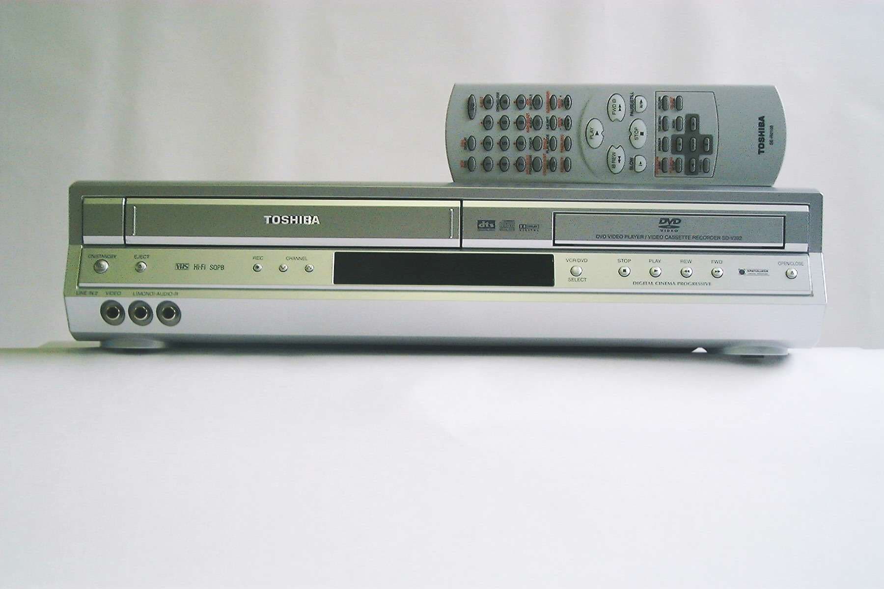DVD/VCR TV Interface Device - FCC ID A7RM2D8B - ORION ELECTRIC CO., LTD. (2)