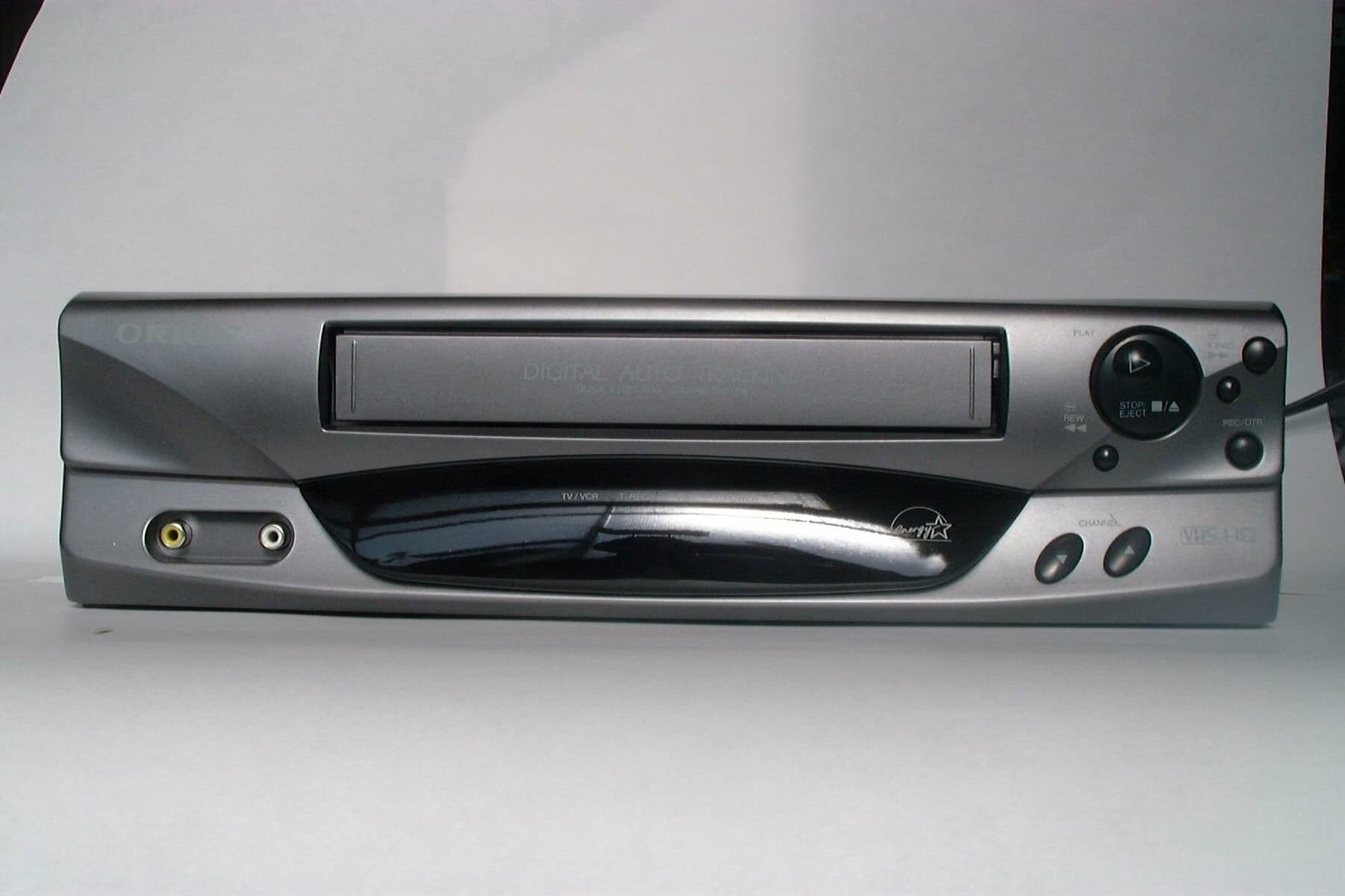 VCR - FCC ID A7RM4E2A - ORION ELECTRIC CO., LTD.