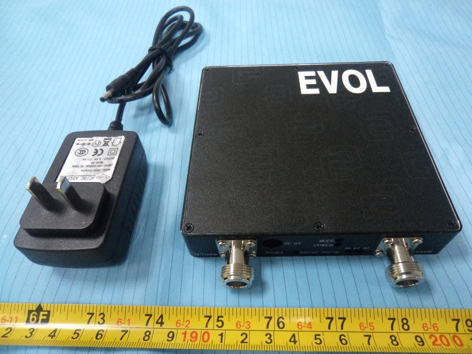 Dual Band Wireless Cell Phone Signal Amplifier - FCC ID A7V20102201 - ShenZhen SolidRF Communications Co., Ltd (2)