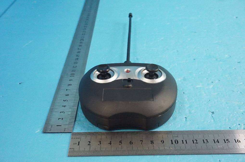R/C STUNT CAR - FCC ID A8260213 - Playmind Ltd. (5)