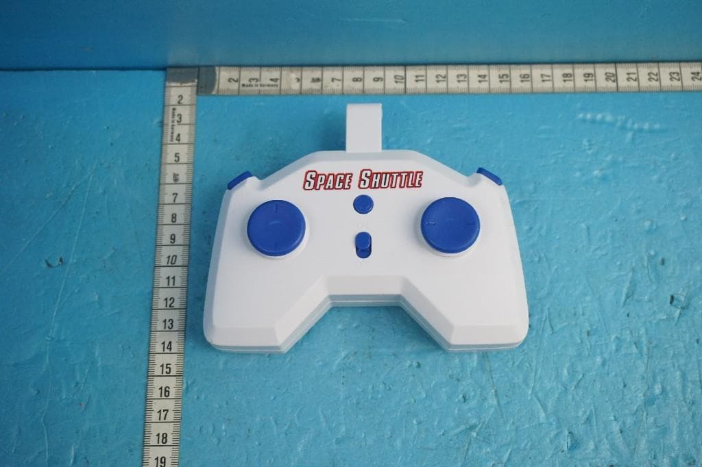 ASTRO VENTURE RC SPACE SHUTTLE ASTRO VENTURE RC SPACE ROVER - FCC ID A8263200 - Playmind Ltd. (3)
