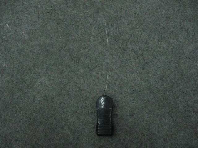 Remote controller for toy - FCC ID A8275237 - Playmind Ltd.