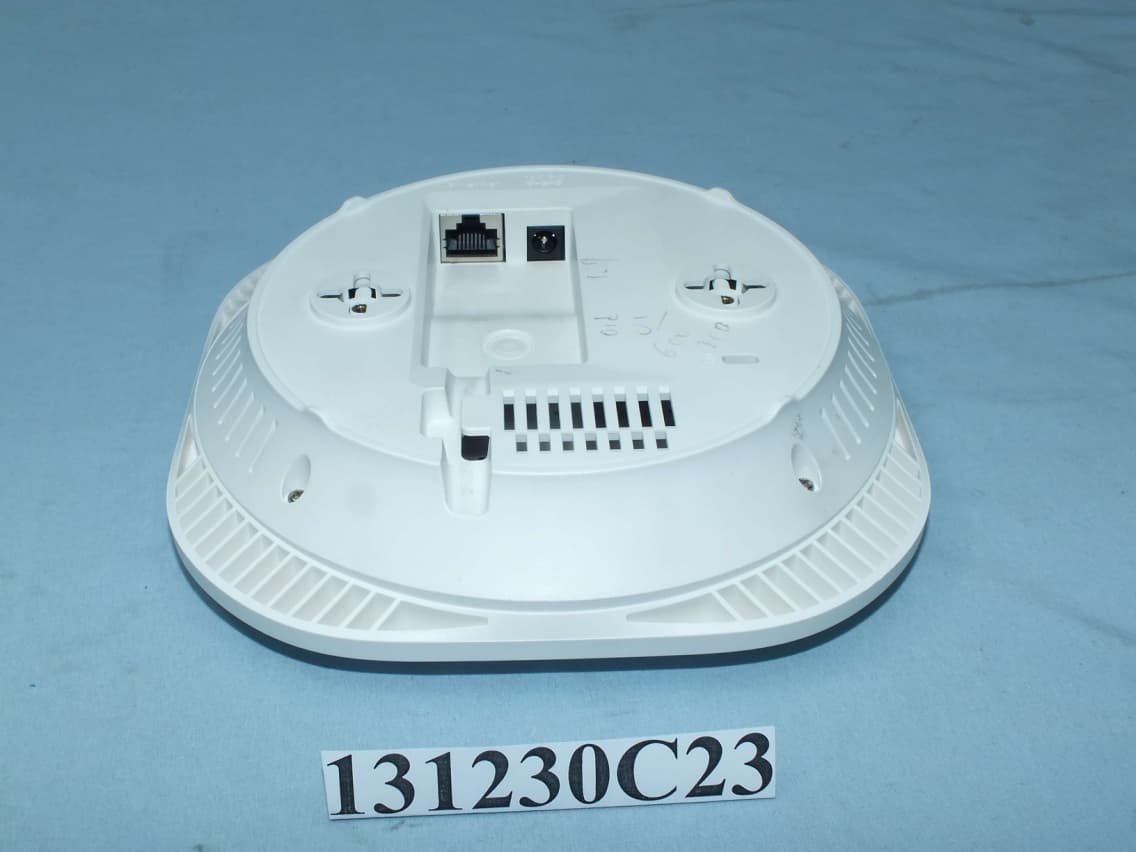 Dual Band N900 Access Point - FCC ID A8J-EAP900H - EnGenius Technologies (5)