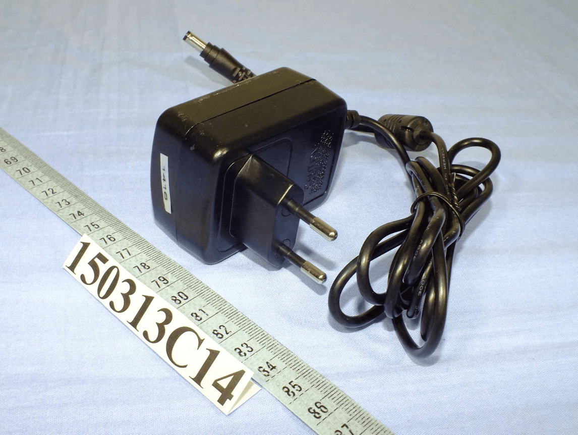 Megapixel Wi-Fi Bullet Camera - FCC ID A8JEDS5115 - EnGenius Technologies