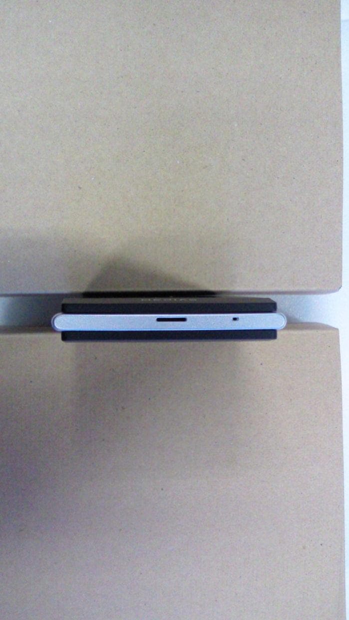 Digital Portable Cellular Telephone - FCC ID A98-FQM6833 - NEC Corporation of America (4)