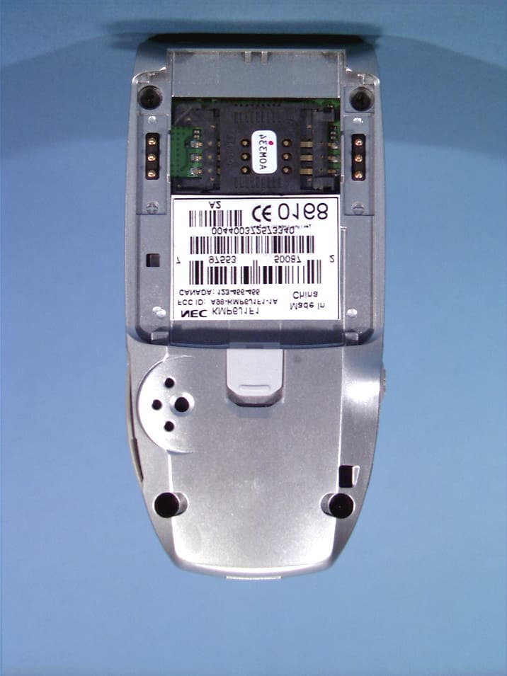 Dual-Band GSM/GPRS Phone - FCC ID A98-KMP6J1F1-1A - NEC Corporation of America