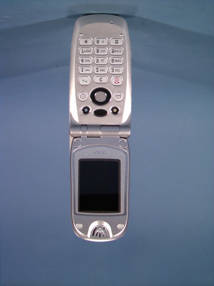 Dual-Band GSM Phone - FCC ID A98-MP6J1E1-1F - NEC Corporation of America