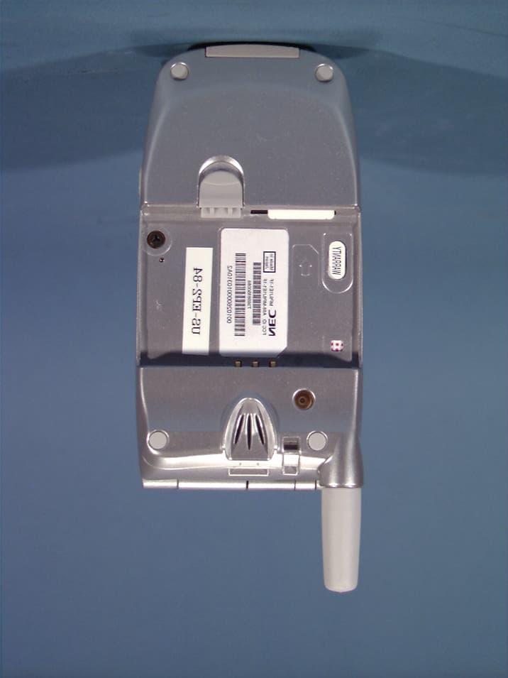 Dual-Band GSM Phone - FCC ID A98-MP6J1E1-1F - NEC Corporation of America (4)