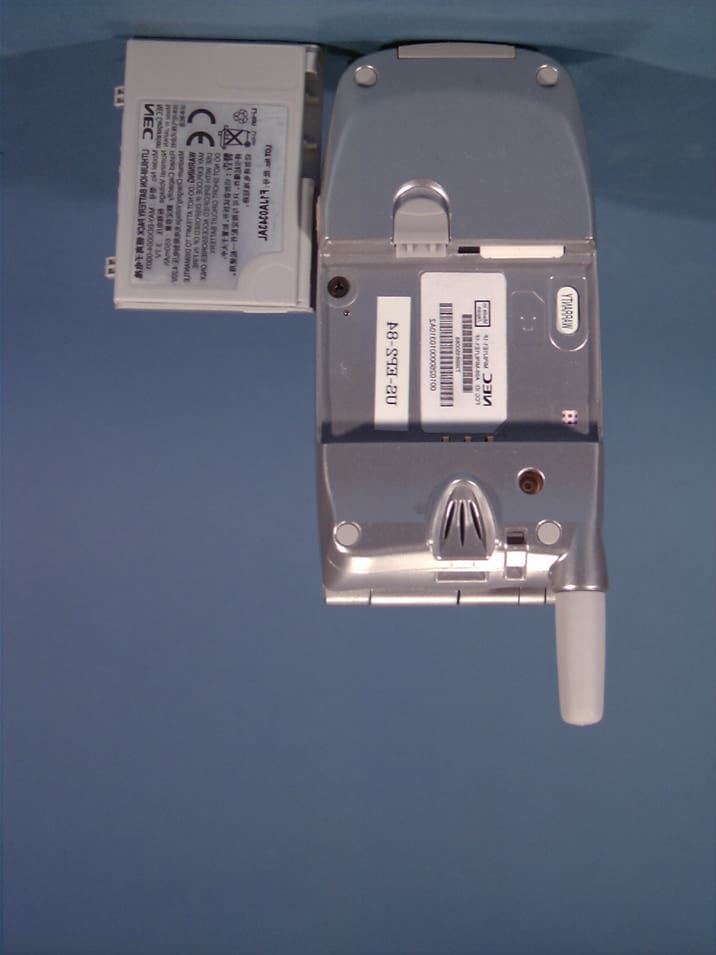 Dual-Band GSM Phone - FCC ID A98-MP6J1E1-1F - NEC Corporation of America (3)