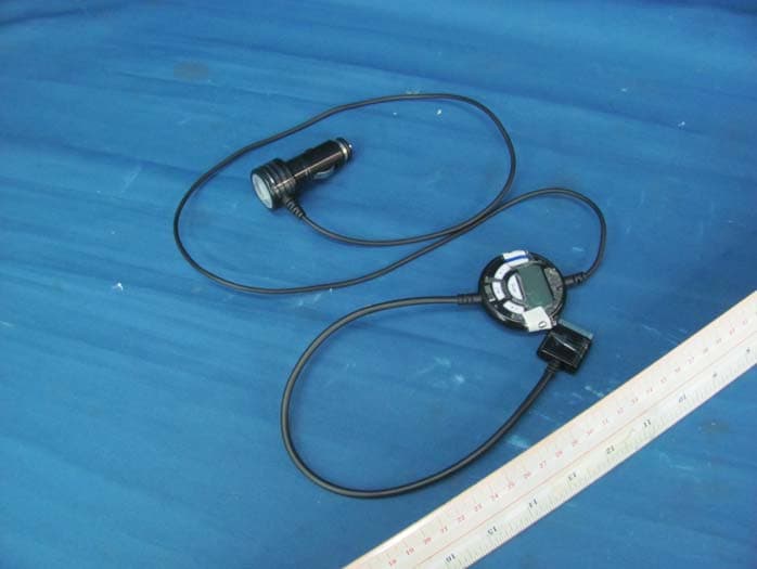 FM Transmitter/Charger for iPod or iPhone - FCC ID AAO1200769 - RadioShack Corporation (2)