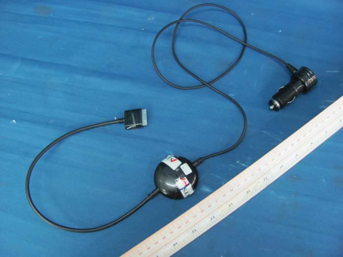 FM Transmitter/Charger for iPod or iPhone - FCC ID AAO1200769 - RadioShack Corporation