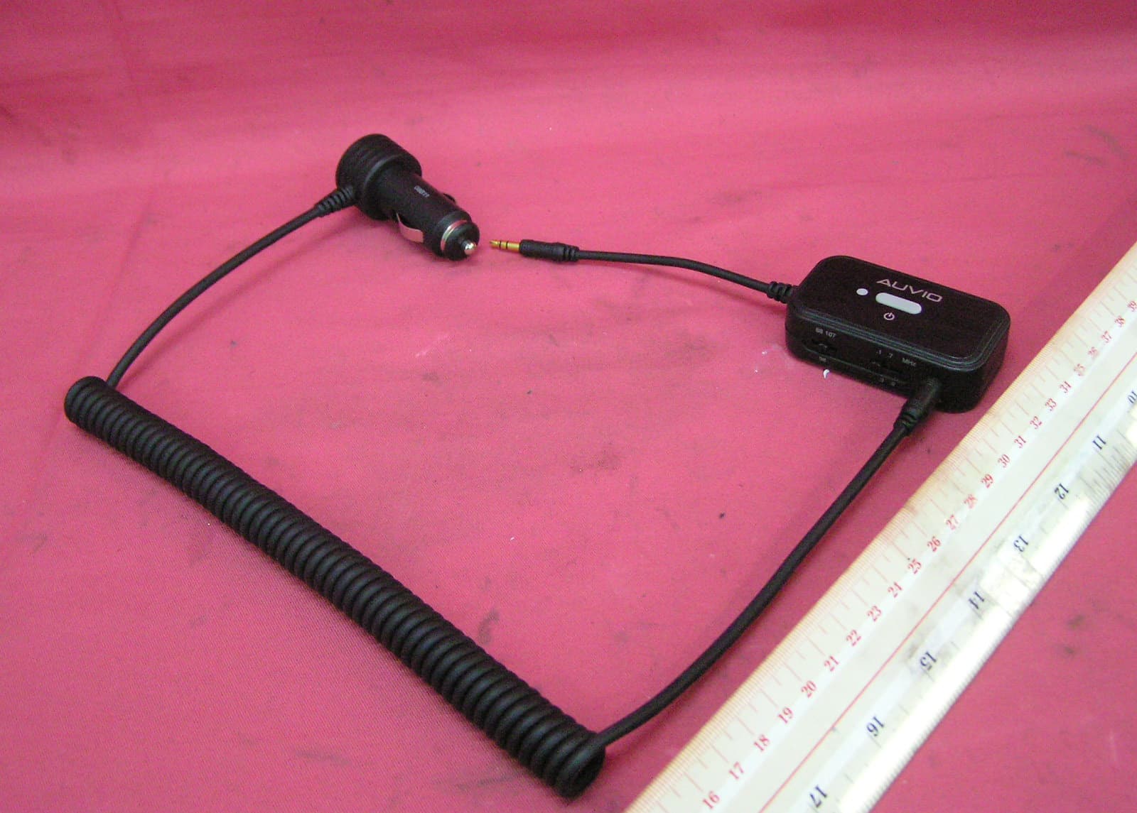 Universal FM Transmitter - FCC ID AAO1200876 - RadioShack Corporation (2)