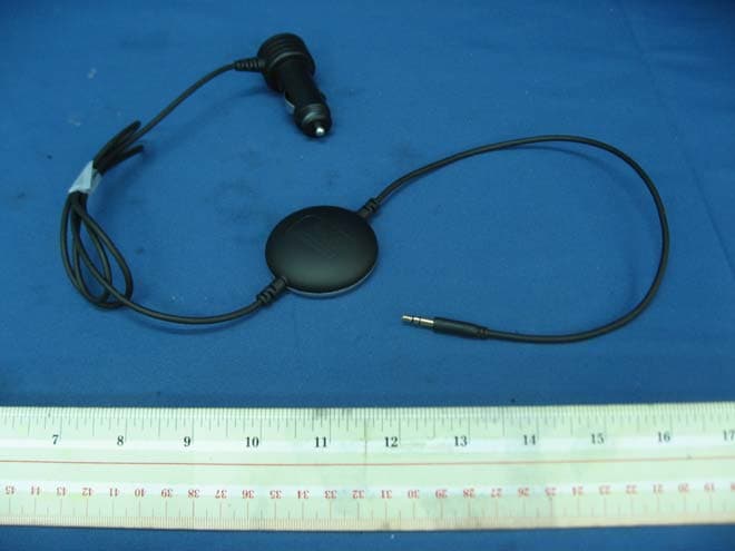 Universal FM Transmitter - FCC ID AAO1200962 - RadioShack Corporation (4)