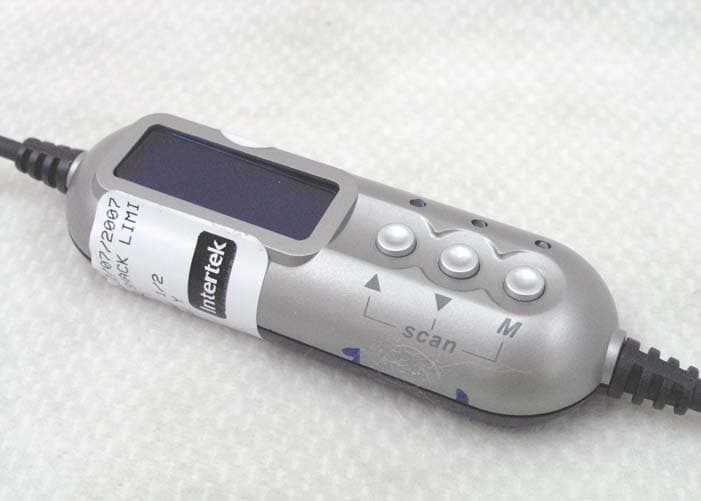 FM transmitter - FCC ID AAO120358 - RadioShack Corporation (3)