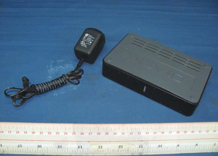 2.4GHz Digital Wireless Rear Speaker Kit - Transmitter - FCC ID AAO1500044T - RadioShack Corporation (2)