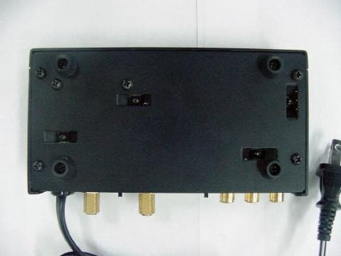 RF Modulator - FCC ID AAO1501214 - RadioShack Corporation (4)