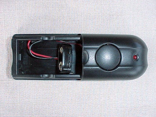 RadioShack Remote Control Finder - FCC ID AAO1502138 - RadioShack Corporation (1)