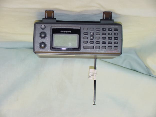 Scanning Receiver - FCC ID AAO2000466 - RadioShack Corporation (1)