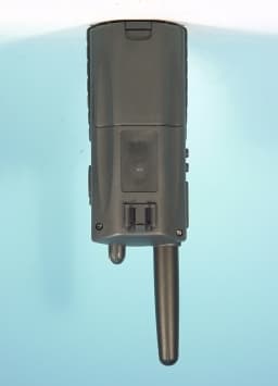Face Held Family Radio - FCC ID AAO2101860 - RadioShack Corporation (2)