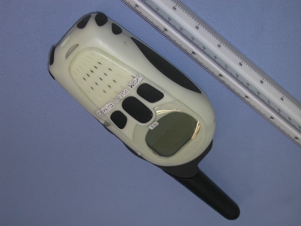 22 Channel GMRS/FRS 2-Way Radio - FCC ID AAO2101905 - RadioShack Corporation (2)