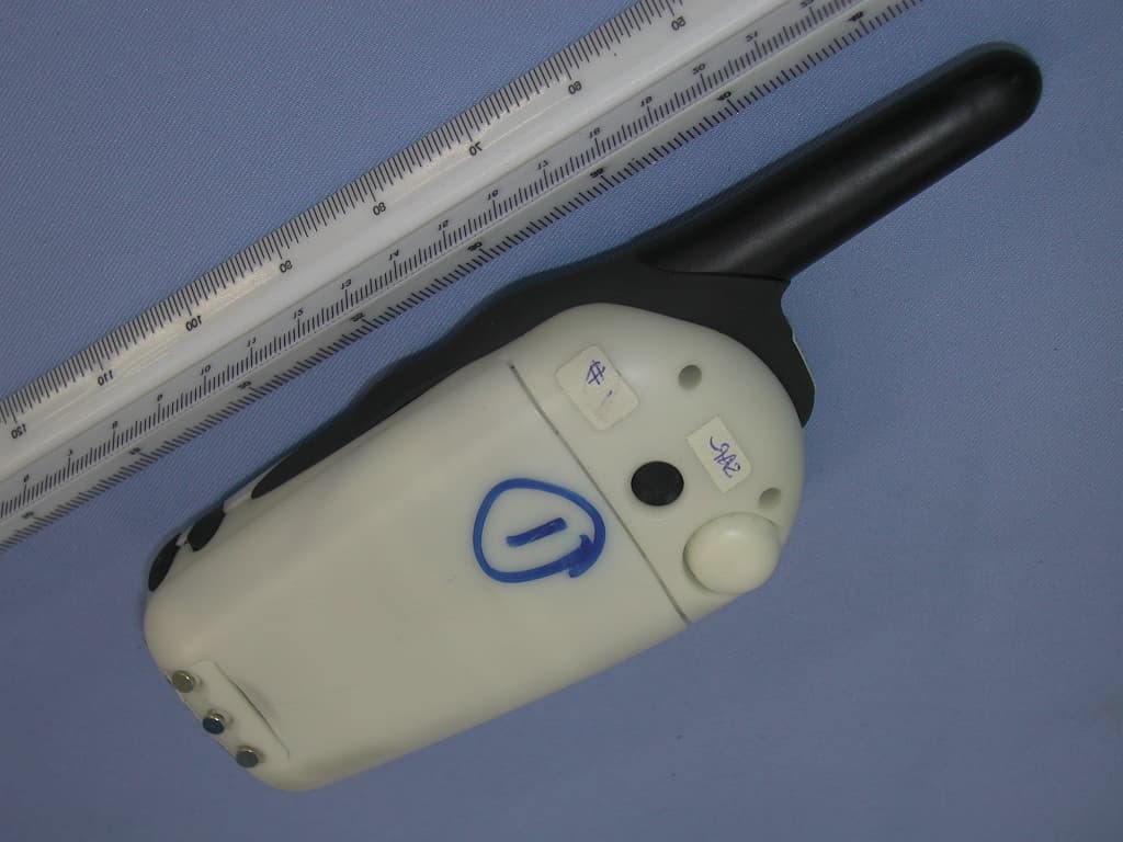 22 Channel GMRS/FRS 2-Way Radio - FCC ID AAO2101905 - RadioShack Corporation (1)