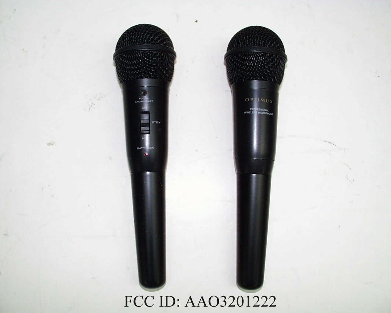WIRELESS FM MICROPHONE - FCC ID AAO3201222 - RadioShack Corporation