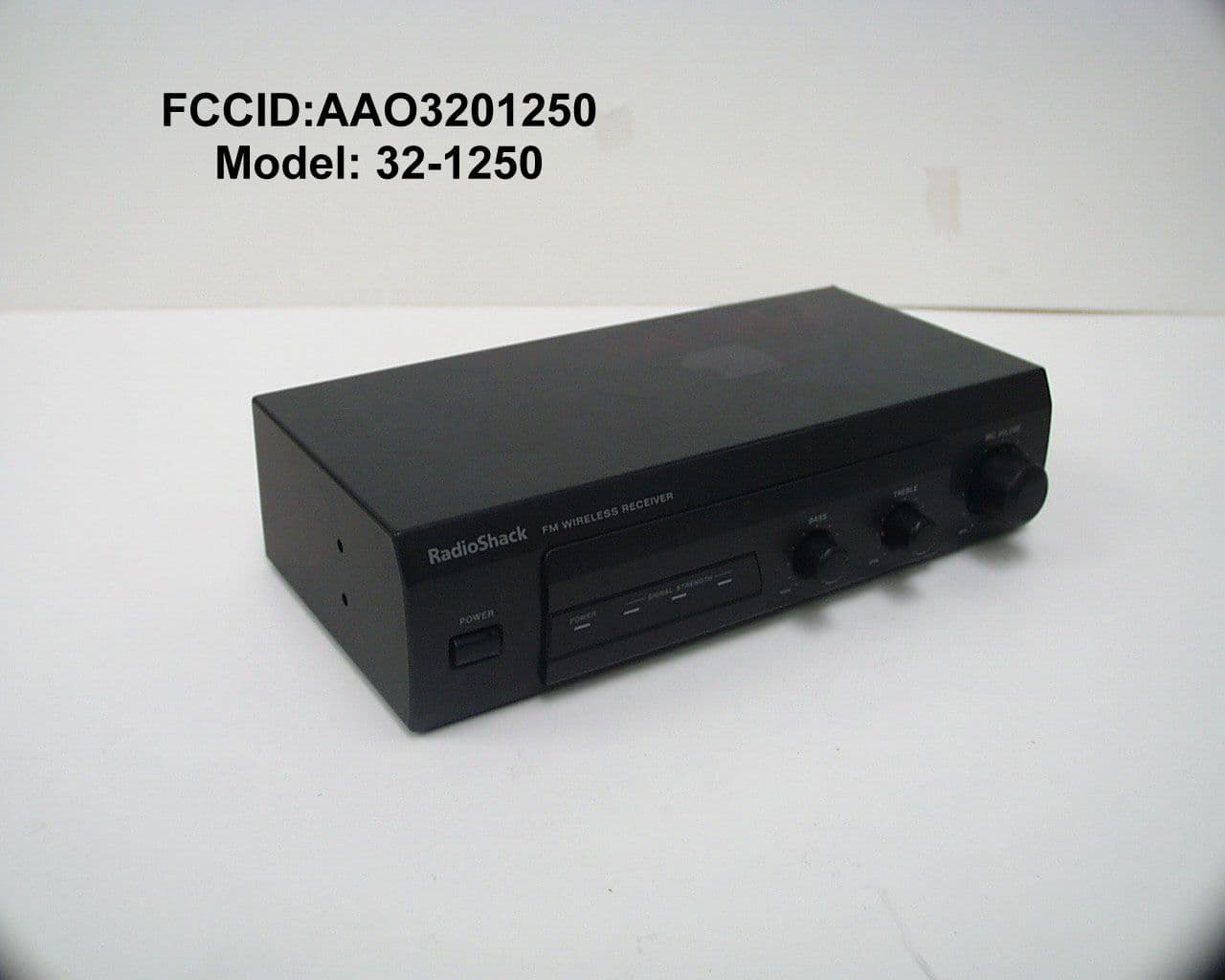 900 MHz Wireless Receiver - FCC ID AAO3201250 - RadioShack Corporation