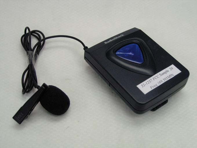 Wireless Microphone - FCC ID AAO3201257T - RadioShack Corporation (3)