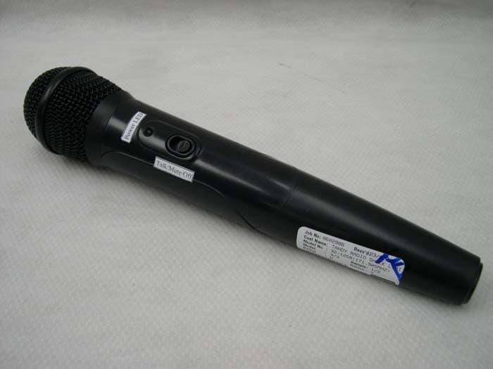 Wireless Microphone - FCC ID AAO3201258T - RadioShack Corporation (2)