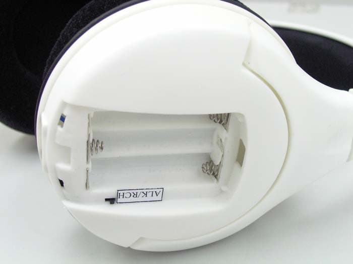 900MHz Wireless Headphone - FCC ID AAO3301197R - RadioShack Corporation (2)