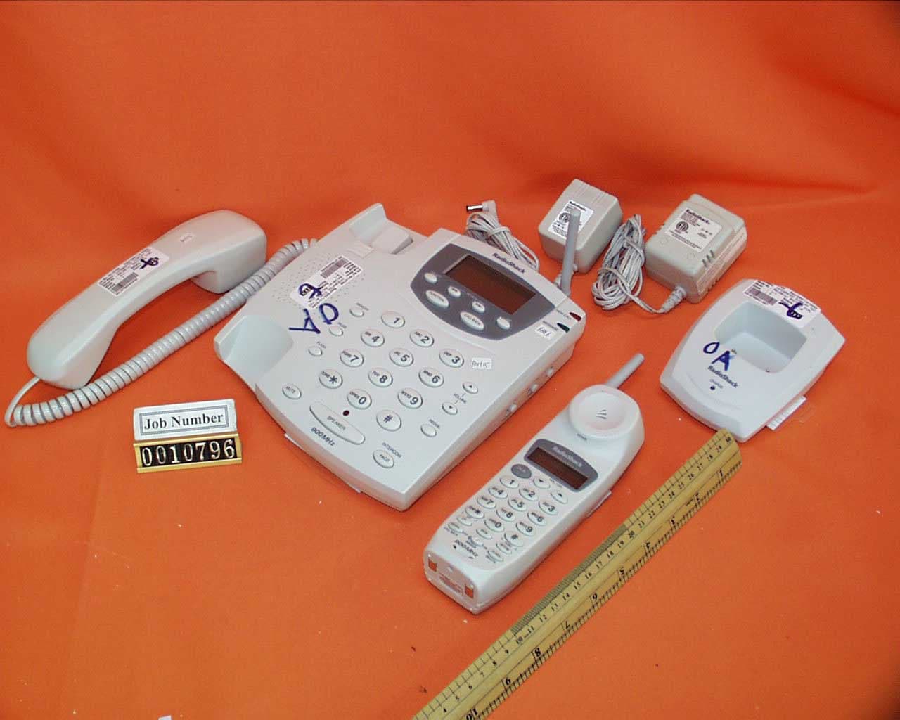 900MHz Analog Modulation Cordless Phone w/ Caller - FCC ID AAO4303507 - RadioShack Corporation