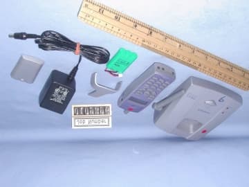 2.4 GHz Direct Sequence SS Cordless Phone - FCC ID AAO4303519 - RadioShack Corporation (1)