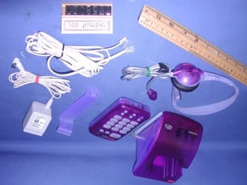 900MHz 10 Channel Analog Cordless Headset Phone - FCC ID AAO4303522 - RadioShack Corporation (1)