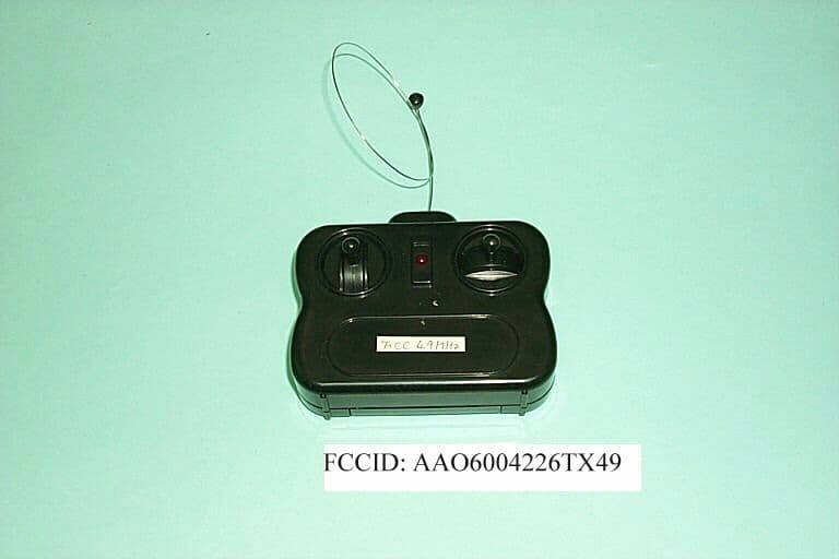 Twin Racer - FCC ID AAO6004226TX49 - RadioShack Corporation