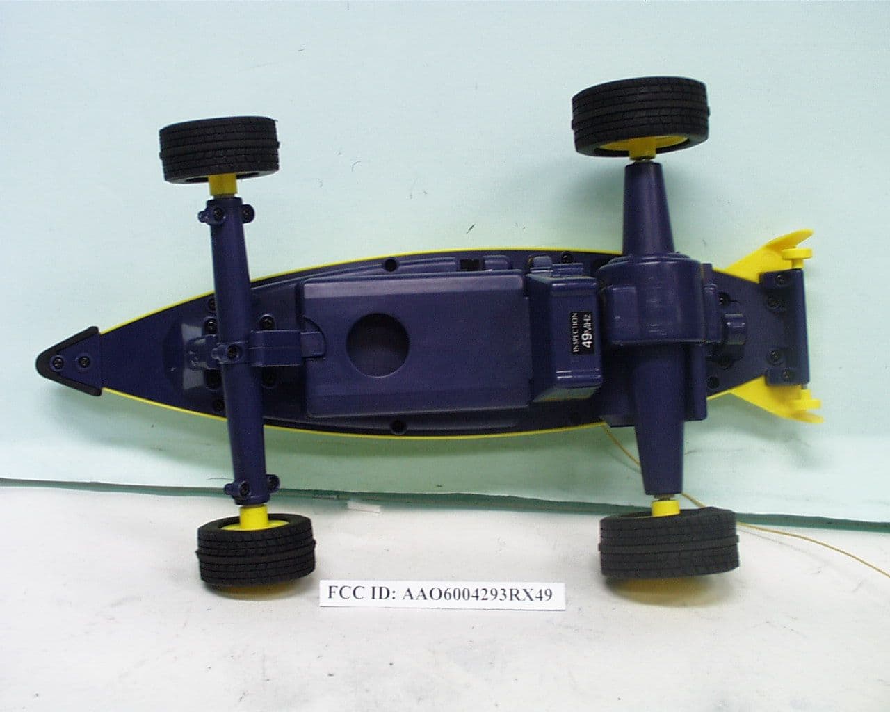 Remote Control Toy - FCC ID AAO6004293RX49 - RadioShack Corporation