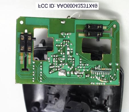 RC Boat - FCC ID AAO6004323TX49 - RadioShack Corporation (2)