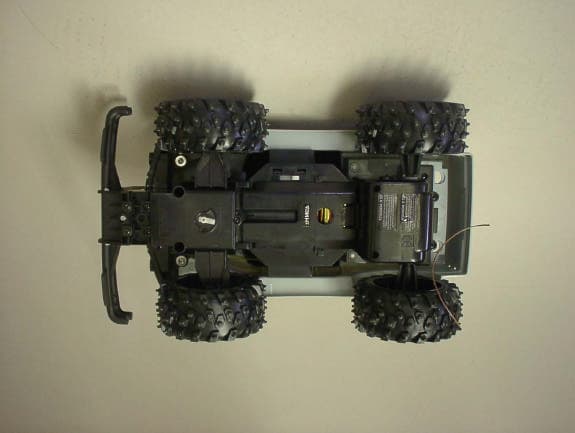 Remote Control Toy Transmitter - FCC ID AAO6004337CP - RadioShack Corporation (2)
